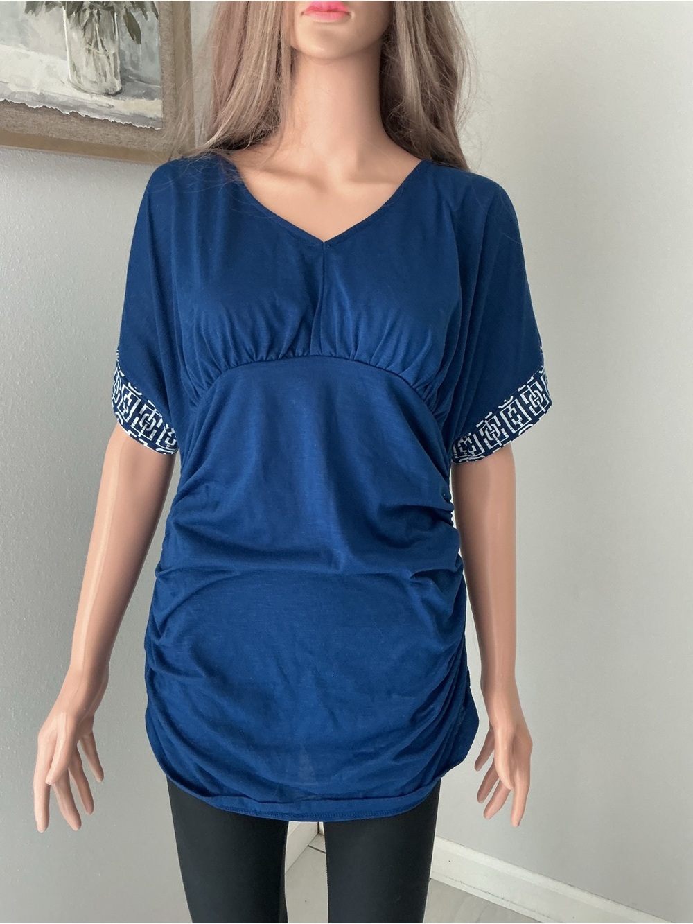 New York & Company Navy Short Sleeve V-Neck Ruched Top with Trim
